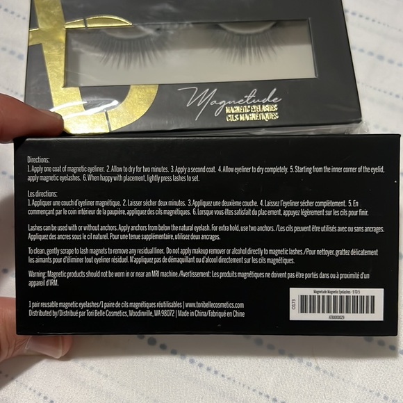 Tori Belle Magnetic eyelashes (eyeliner NOT included) - Picture 3 of 4